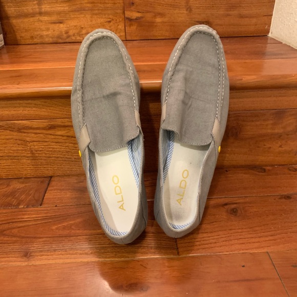 mens canvas slip ons